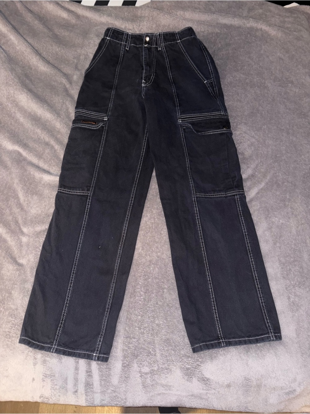 Women’s black cargo pants